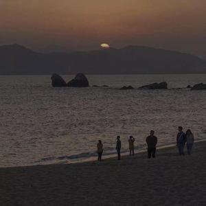 公交车被cao到合不拢腿app
